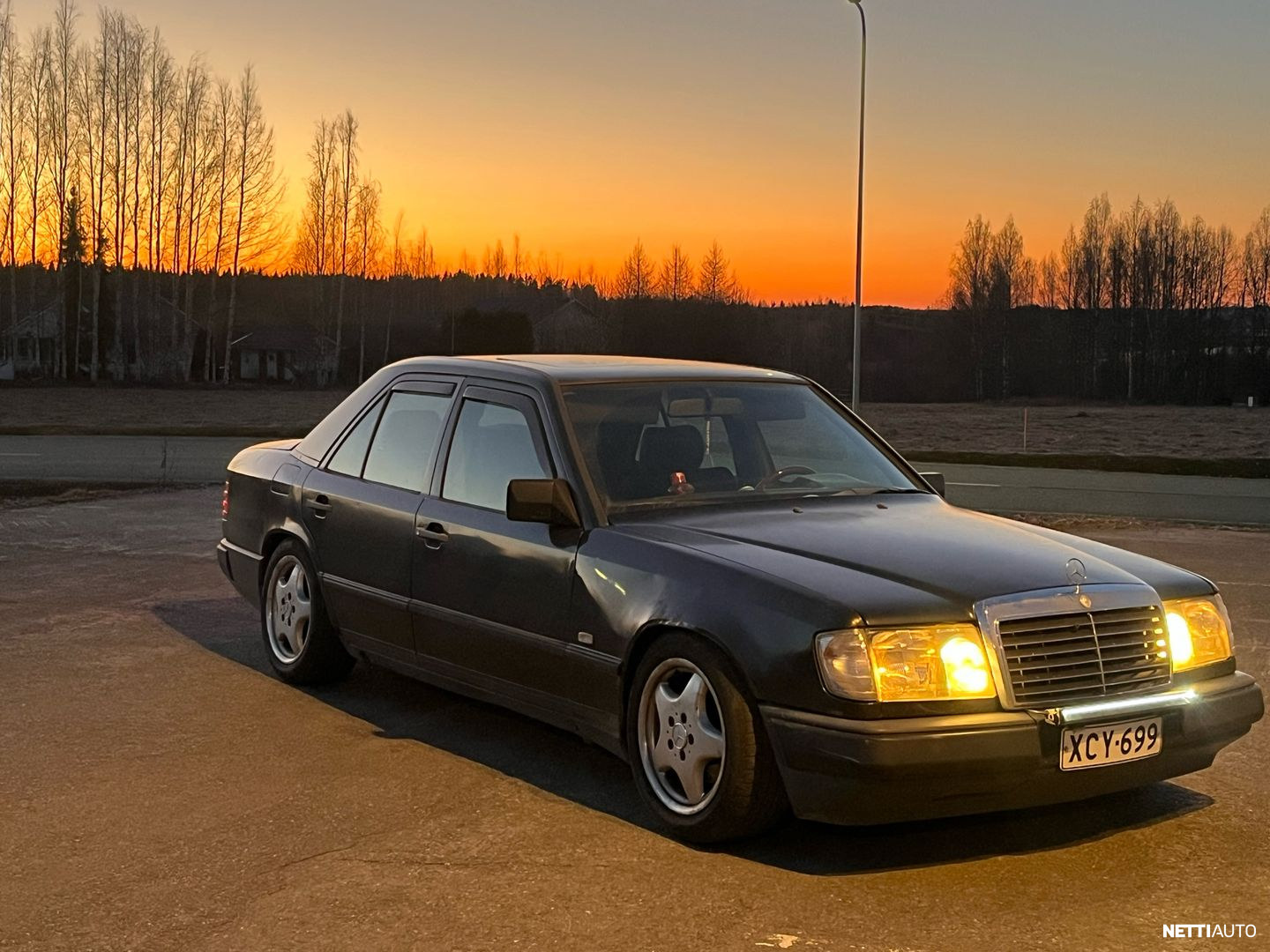 Mercedes-Benz E