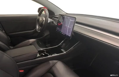 Tesla Model 3 Long-Range Dual Motor AWD 2019, photo 4/4