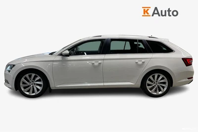 Skoda Superb 2018, photo 5/31