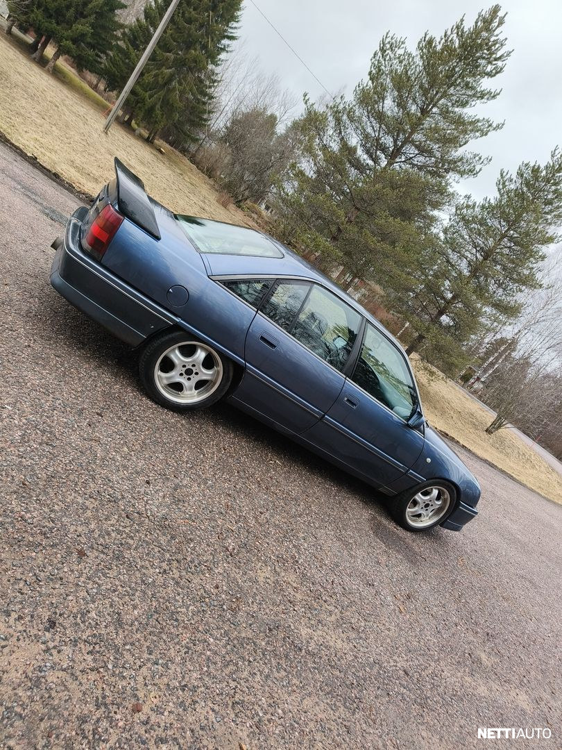 Opel Omega