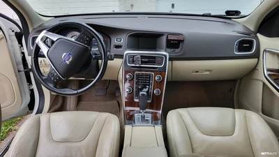 Volvo V60 T4 Summum aut 2011, kuva 3/7