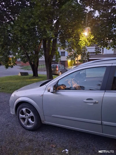 Opel Astra 2007, kuva 3/10