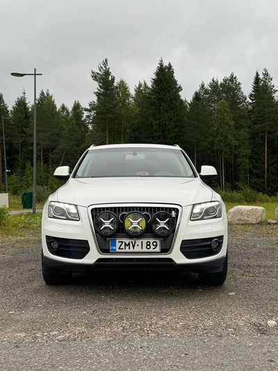 Audi Q5 2,0 TDI (DPF) S tronic Business 2011, kuva 2/23