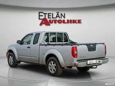 Nissan Navara 2009, photo 5/19