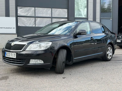 Skoda Octavia 2010, kuva 2/10