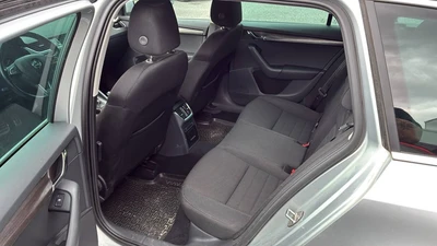 Skoda Octavia 2,0 TDI 184 4x4 Scout DSG 2015, kuva 6/8
