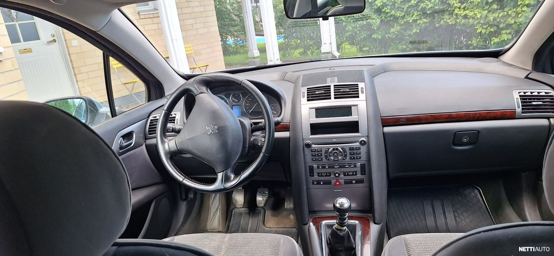 Peugeot 407