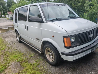 Chevrolet Astro 4.3 bensiini 1989, photo 2/14