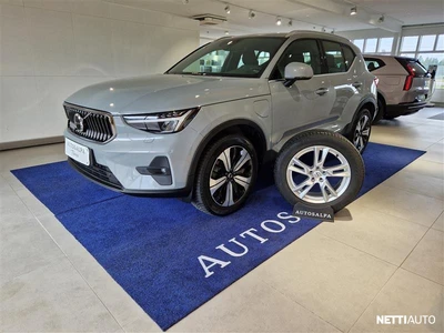 Volvo XC40 2024, photo 2/27