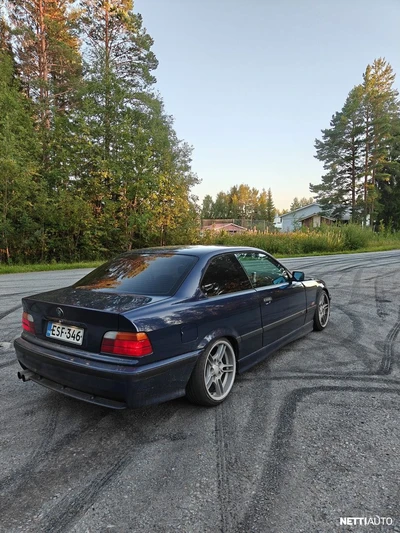 BMW 320 1995, photo 5/9