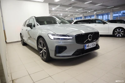 Volvo V60 2025, photo 3/24