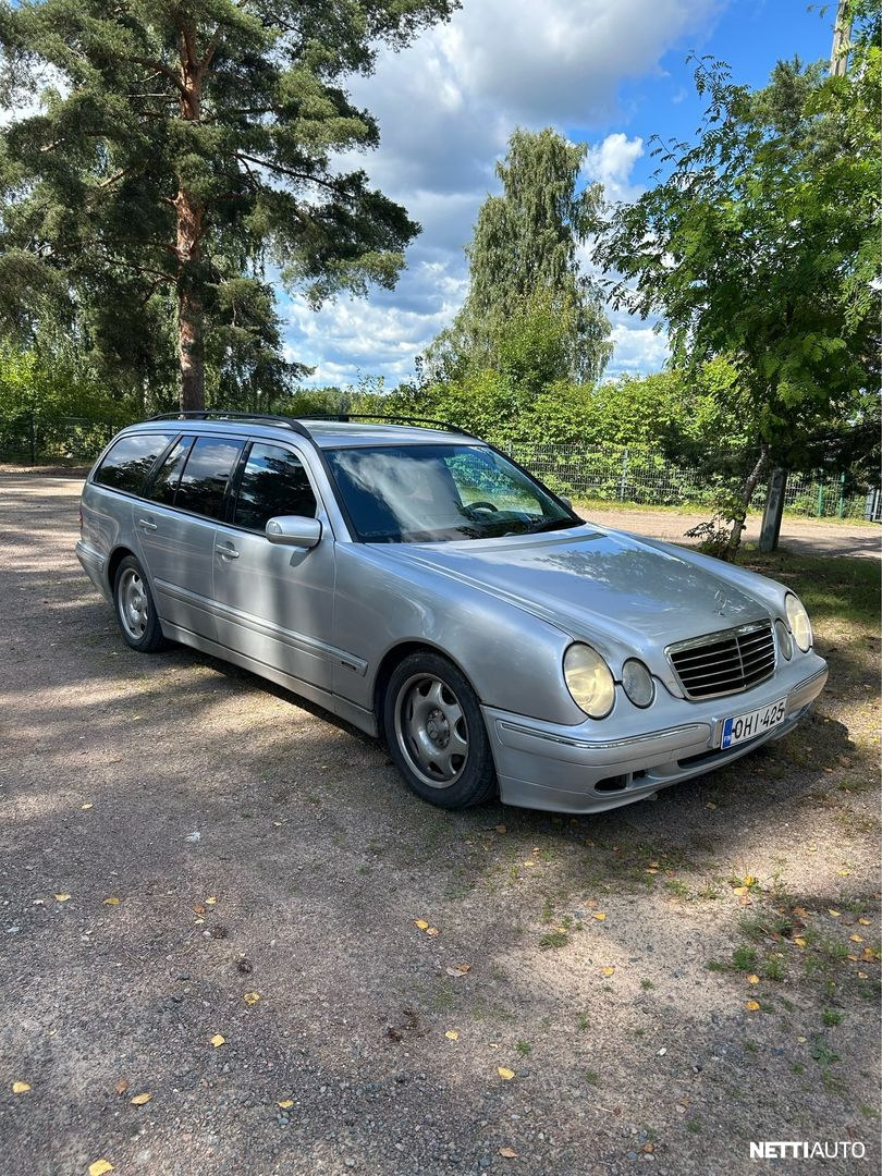 Mercedes-Benz 240