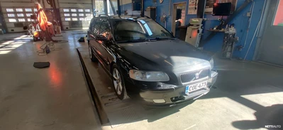 Volvo V70 D5 AWD 2006, photo 2/10