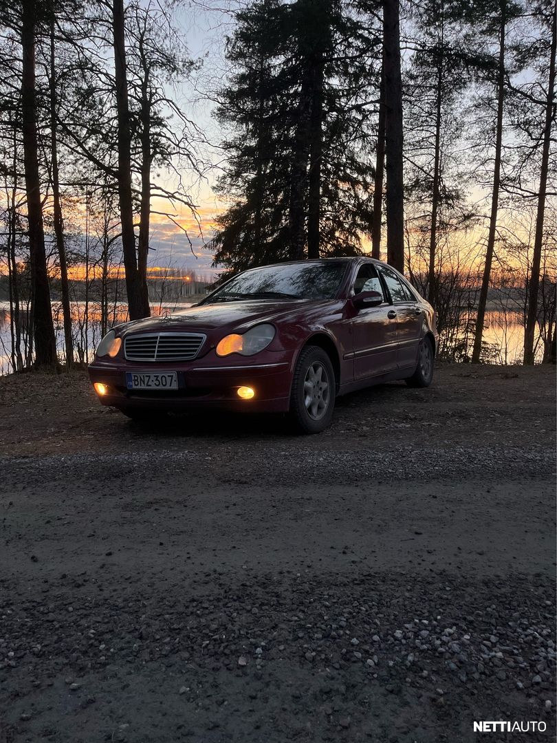 Mercedes-Benz C 200
