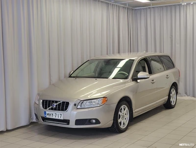 Volvo V70 2,4D D5 Momentum aut 2008, photo 1/14