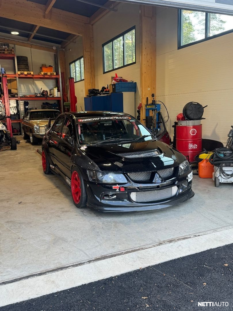 Mitsubishi Lancer