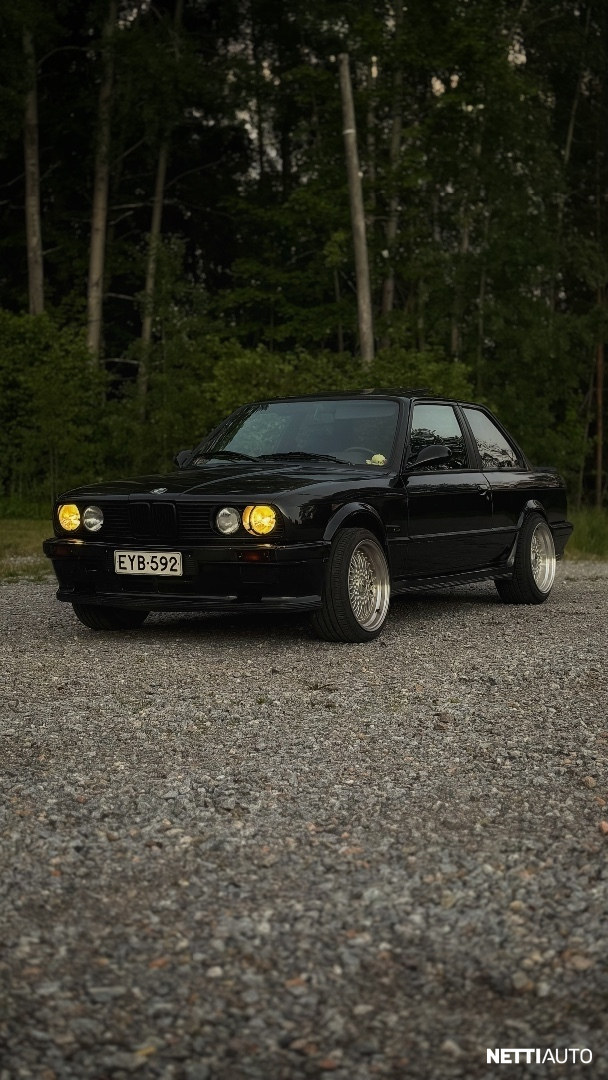 BMW 325