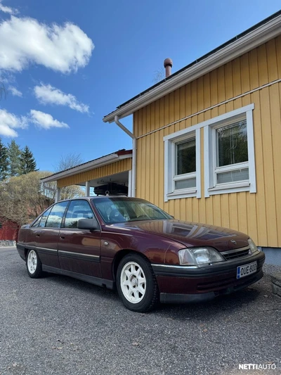 Opel Omega 1991, kuva 1/5