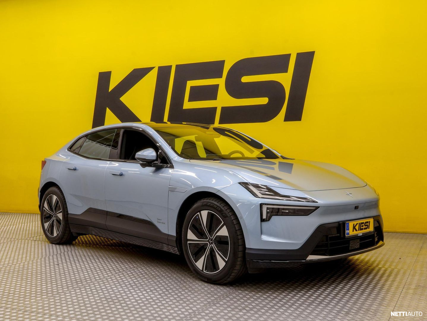 Polestar 4