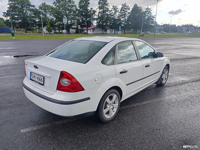 Ford Focus 2005, photo 5/15