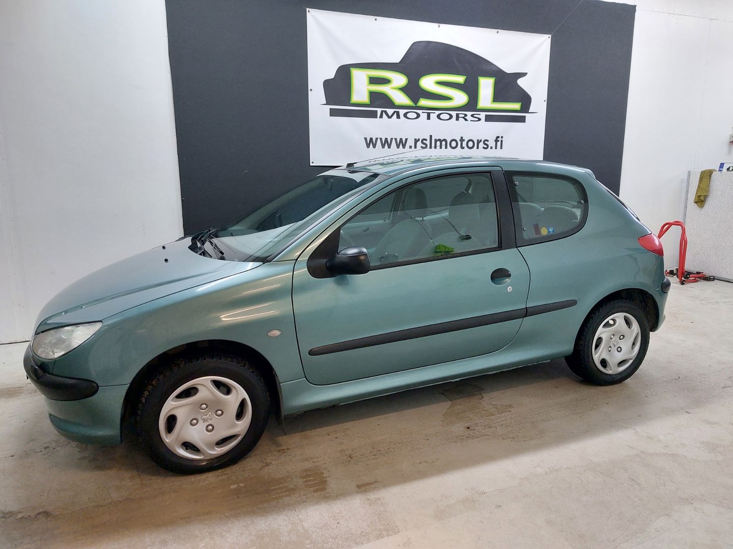 Peugeot 206