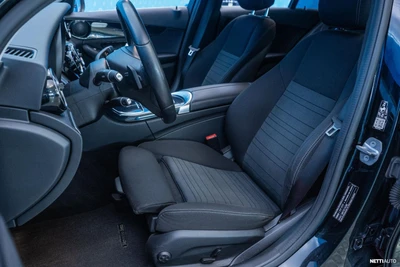 Mercedes-Benz C 2017, kuva 7/21