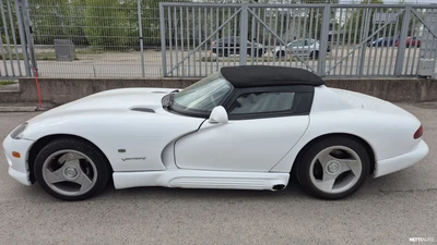 Dodge Viper 1995, kuva 2/12