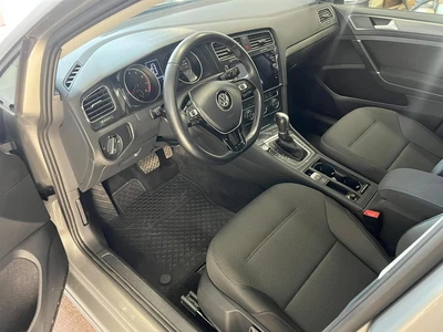 Volkswagen Golf 2019, photo 5/16