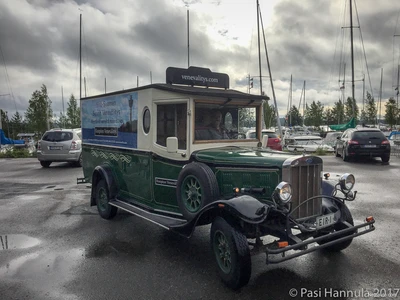 Ford Transit Pakettiauto 1926, photo 1/14