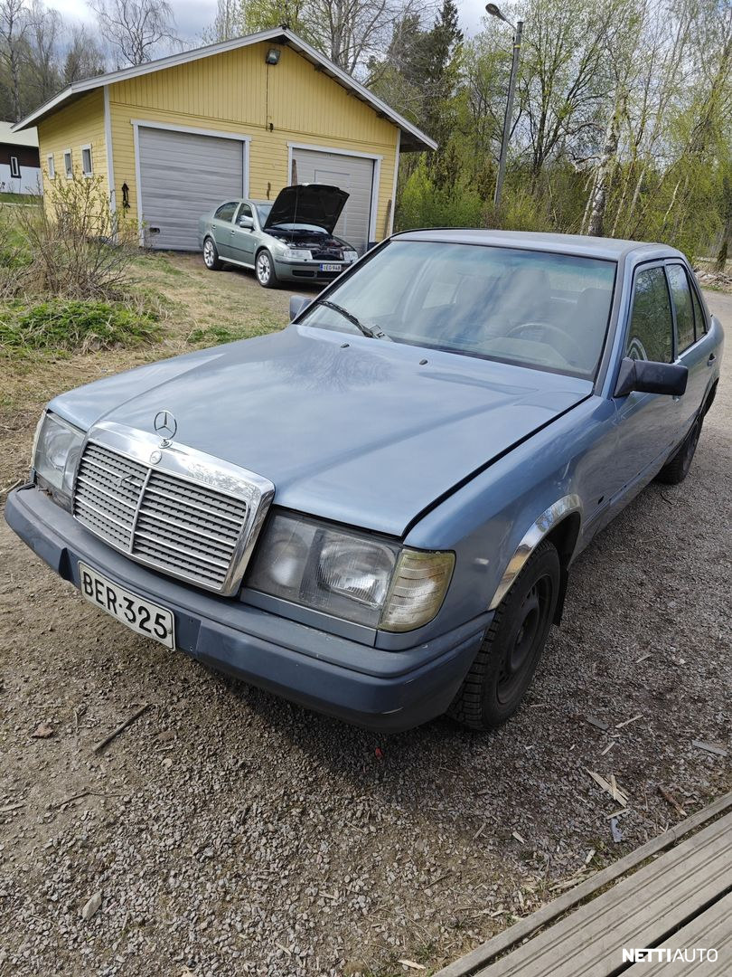 Mercedes-Benz E