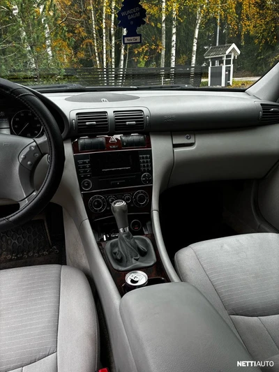 Mercedes-Benz C 2005, kuva 6/9