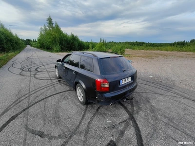 Audi A4 Vakkarillinen musta audi 2004, photo 5/15