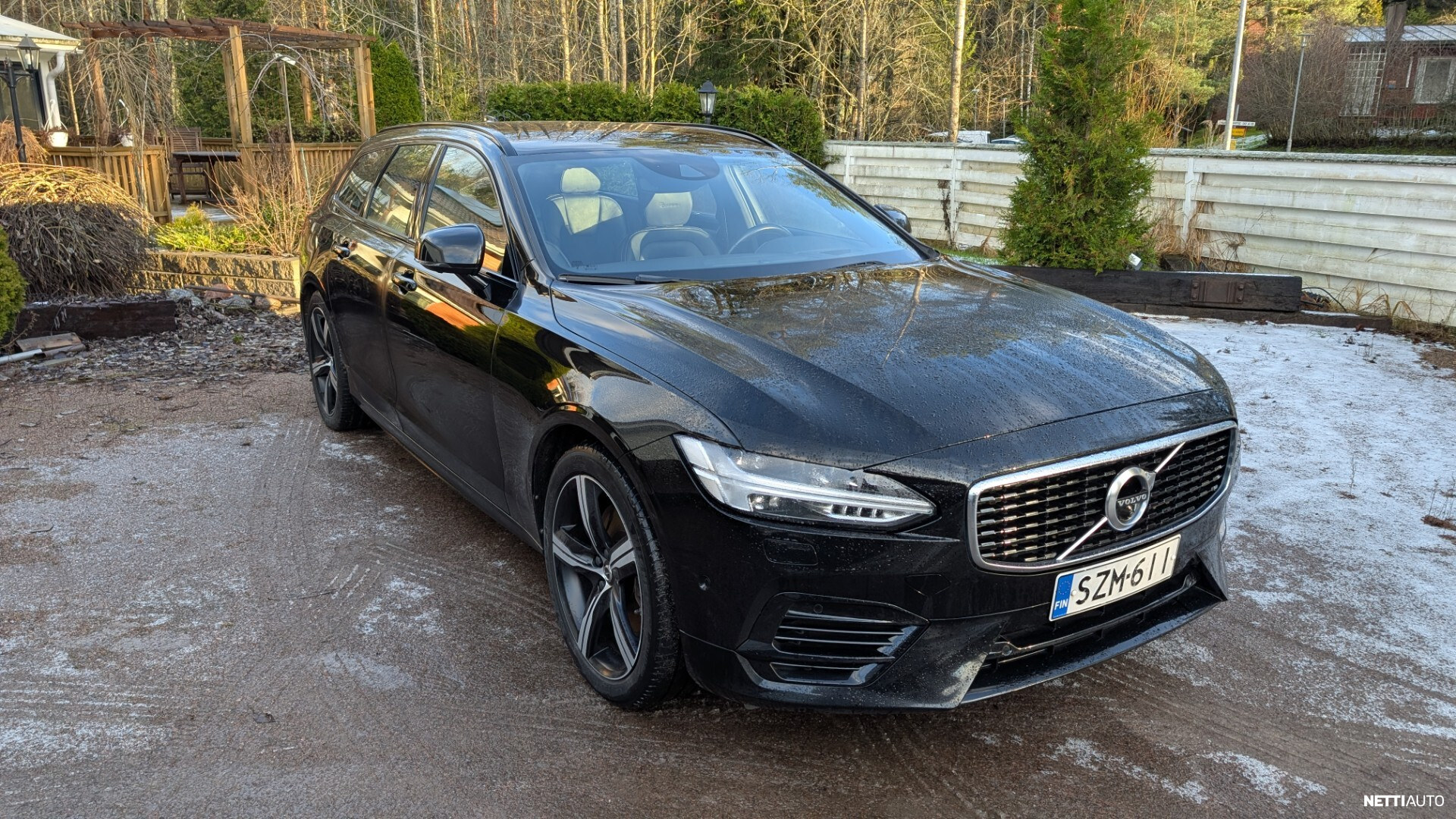 Volvo V90