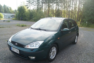 Ford Focus 2002, kuva 2/10