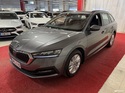 Skoda Octavia 2023, photo 2/19