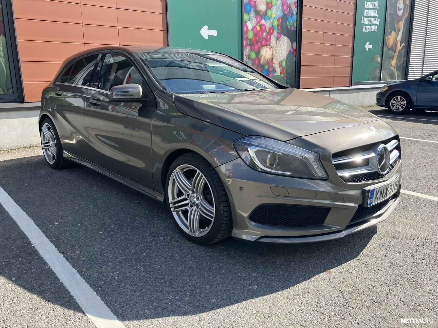 Mercedes-Benz A