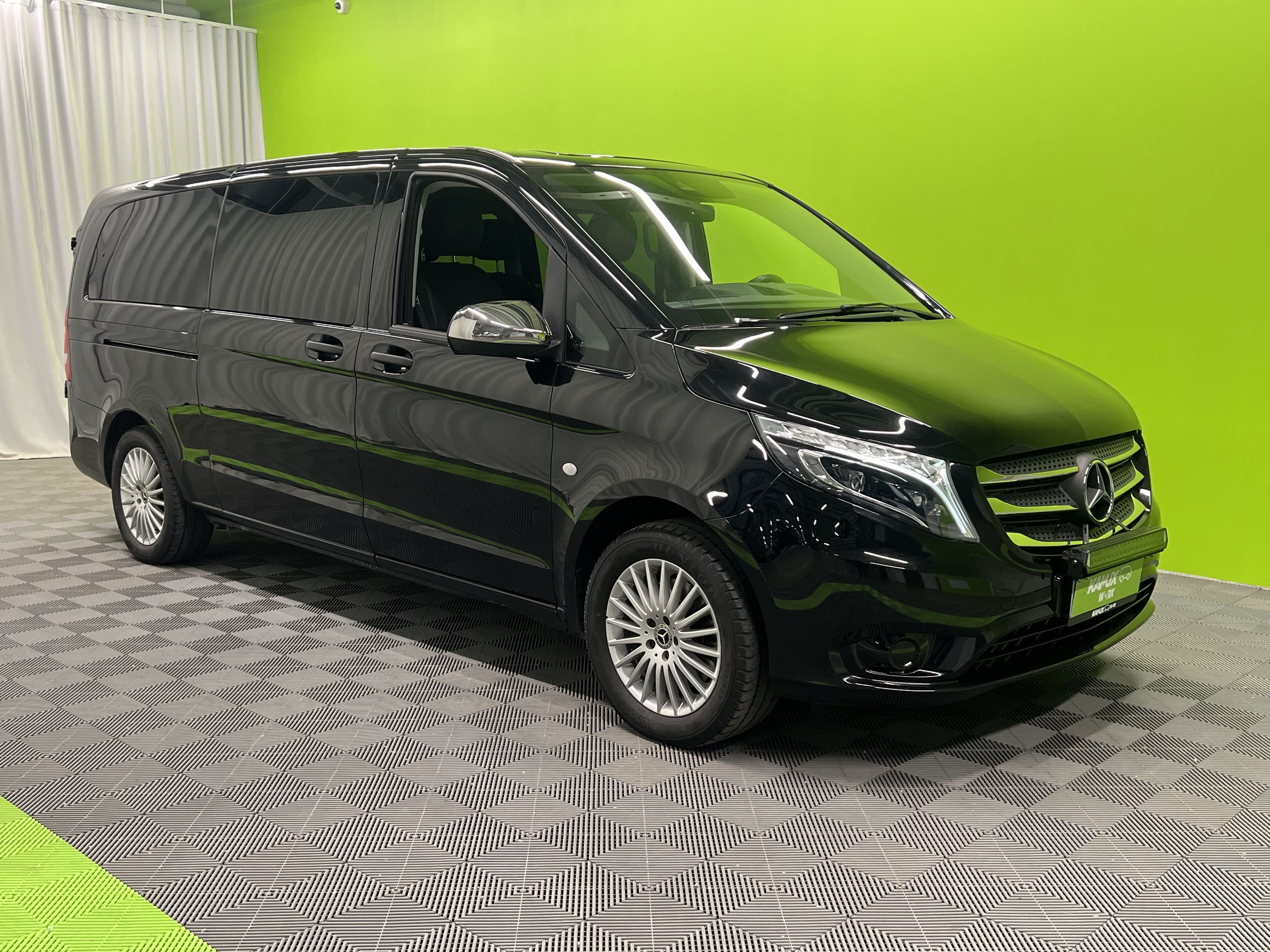 Mercedes-Benz Vito 114CDI 4x4 Pitkä A3 A 8-paikkainen Sis.ALV