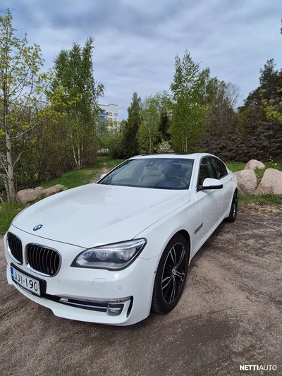 BMW 740 Xdrive 2013, kuva 2/14