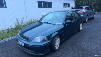 Honda Civic 1,5i LS Vtec-e 1996, photo 2/7