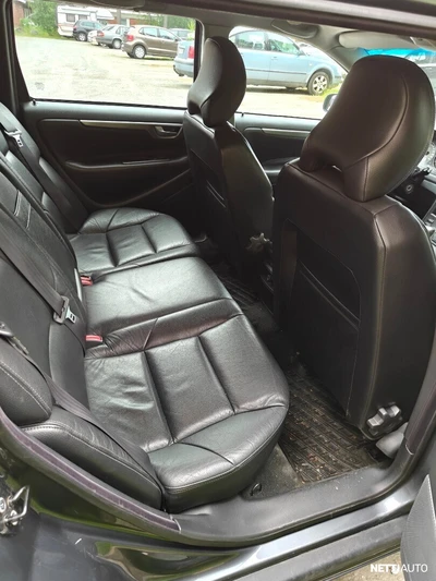 Volvo V70 2004, kuva 4/14
