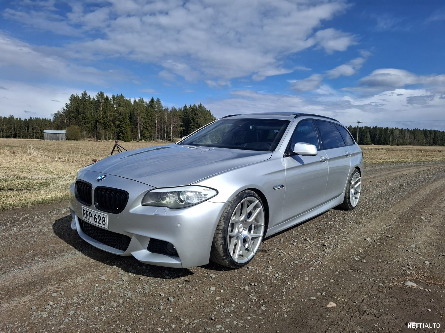 BMW 525