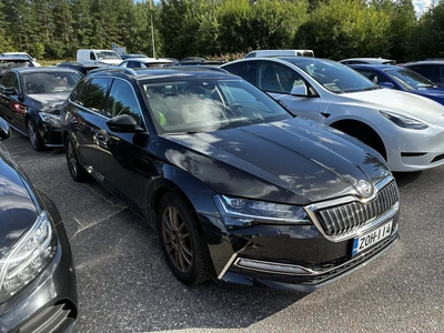 Skoda Superb 2021, kuva 1/5