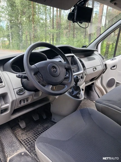 Opel Vivaro pakettiauto 2012, kuva 7/24