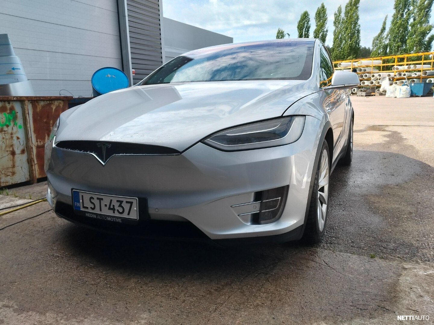 Tesla Model X