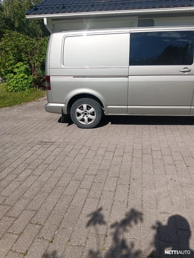 Volkswagen Transporter 2010, photo 3/4