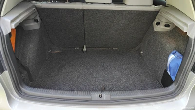 Volkswagen Golf juuri leimattu 2007, kuva 7/9