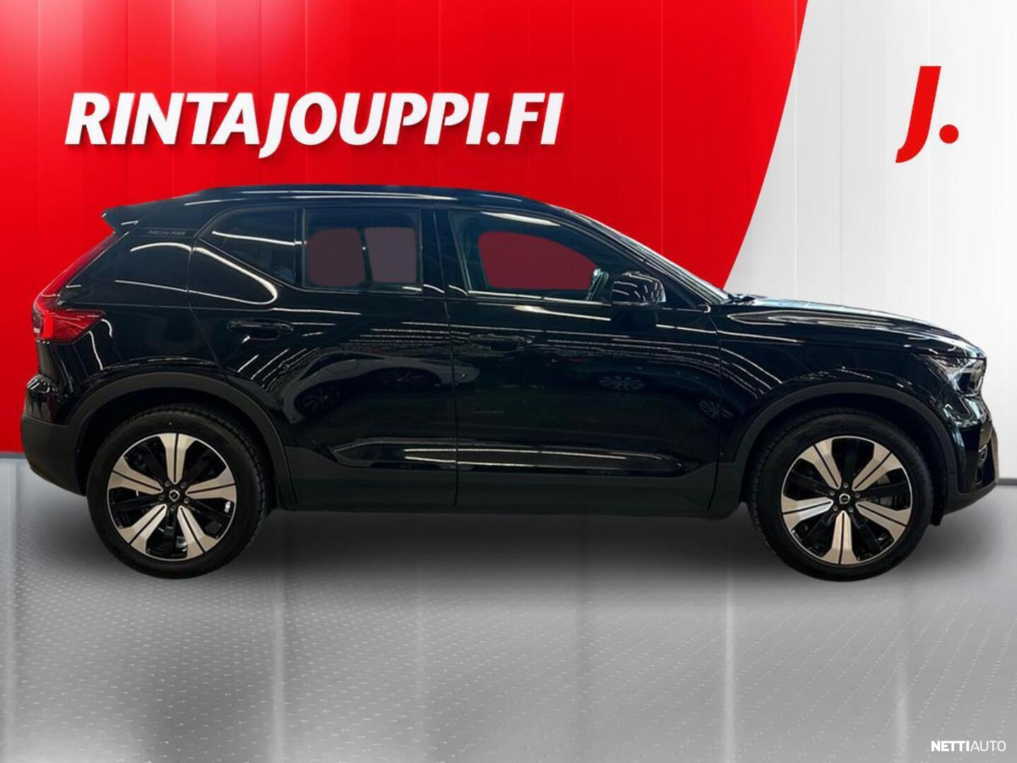 Volvo XC40 2023, photo 6/30