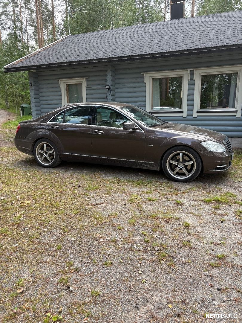 Mercedes-Benz S