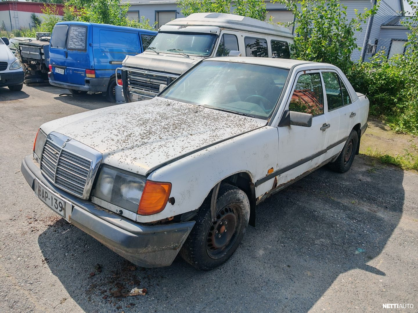 Mercedes-Benz 200