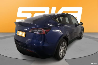 Tesla Model Y Long Range 2022, photo 2/8